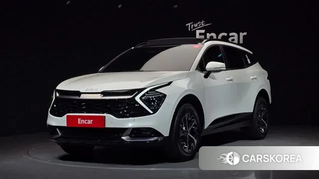 Kia Sportage 5th Generation Hybrid 2023 Белый из Кореи