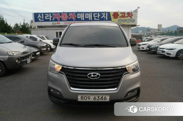 Hyundai The New Grand Starex 2021 Серебристо-серый из Кореи