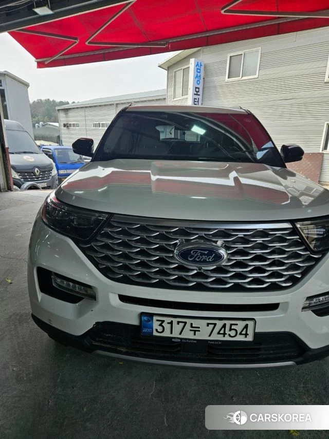 Ford Explorer 6th Generation 2022 Белый из Кореи