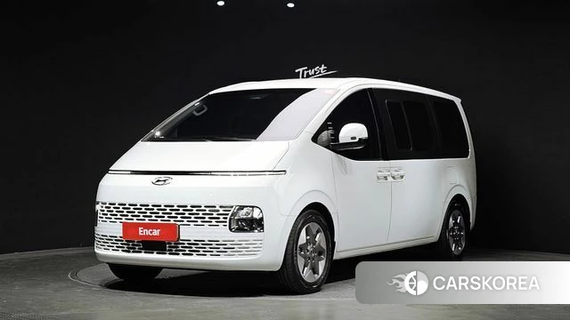 Hyundai Staria 2022 Белый из Кореи