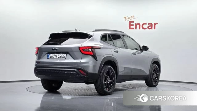 Chevrolet (GM Daewoo) Trax Crossover 2025 Серый из Кореи