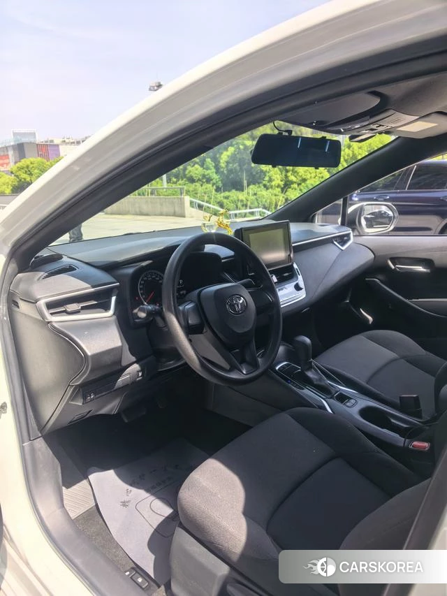 Toyota Lei Ling 2021 Белый из Китая