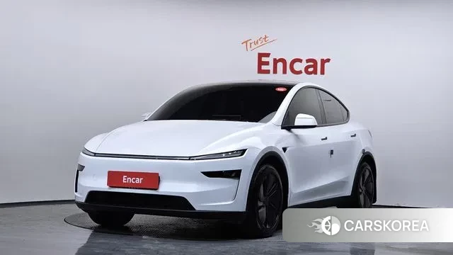 Tesla Model Y 2025 Белый из Кореи