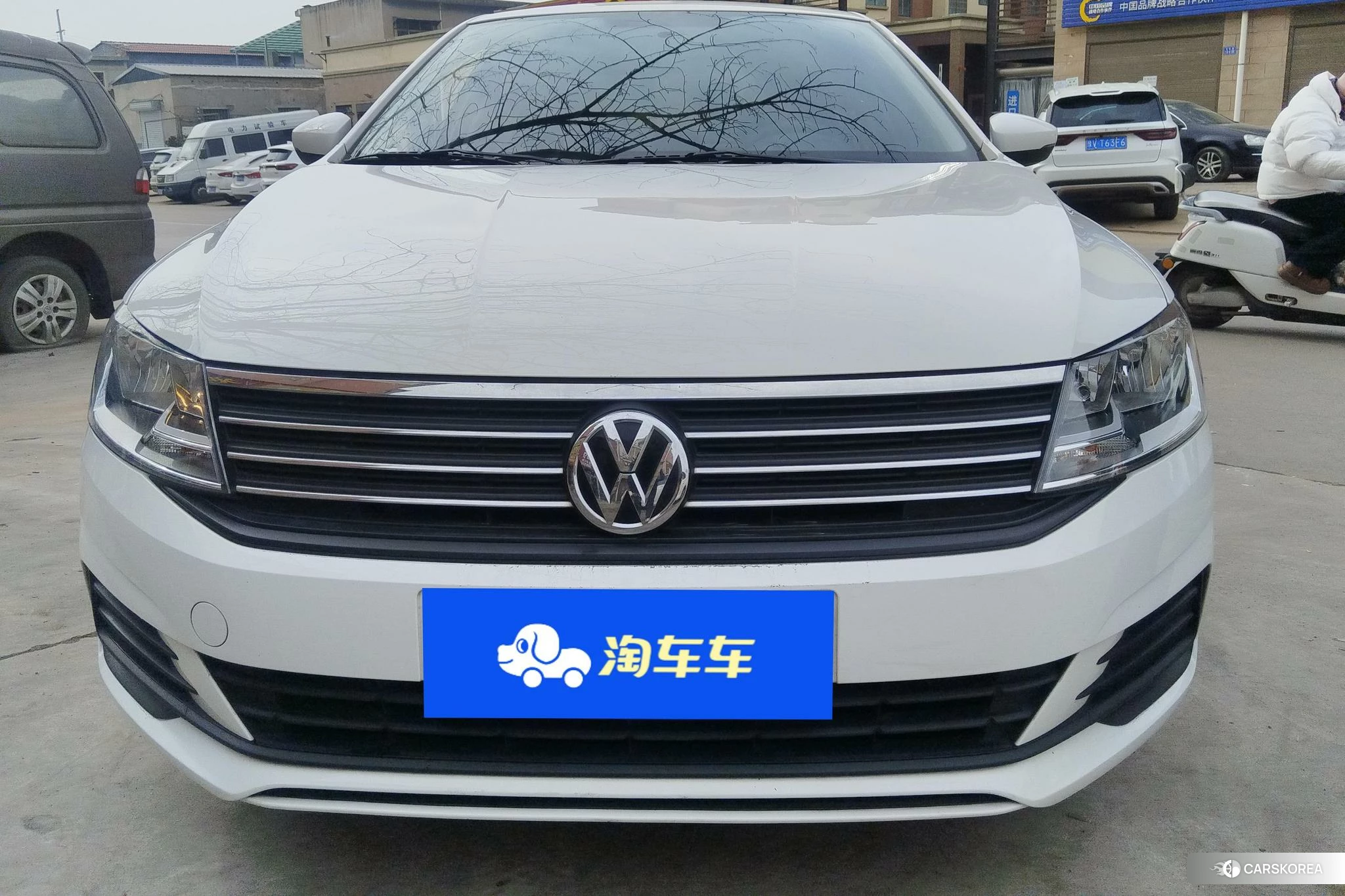 Volkswagen Lavida 2019 Белый из Китая