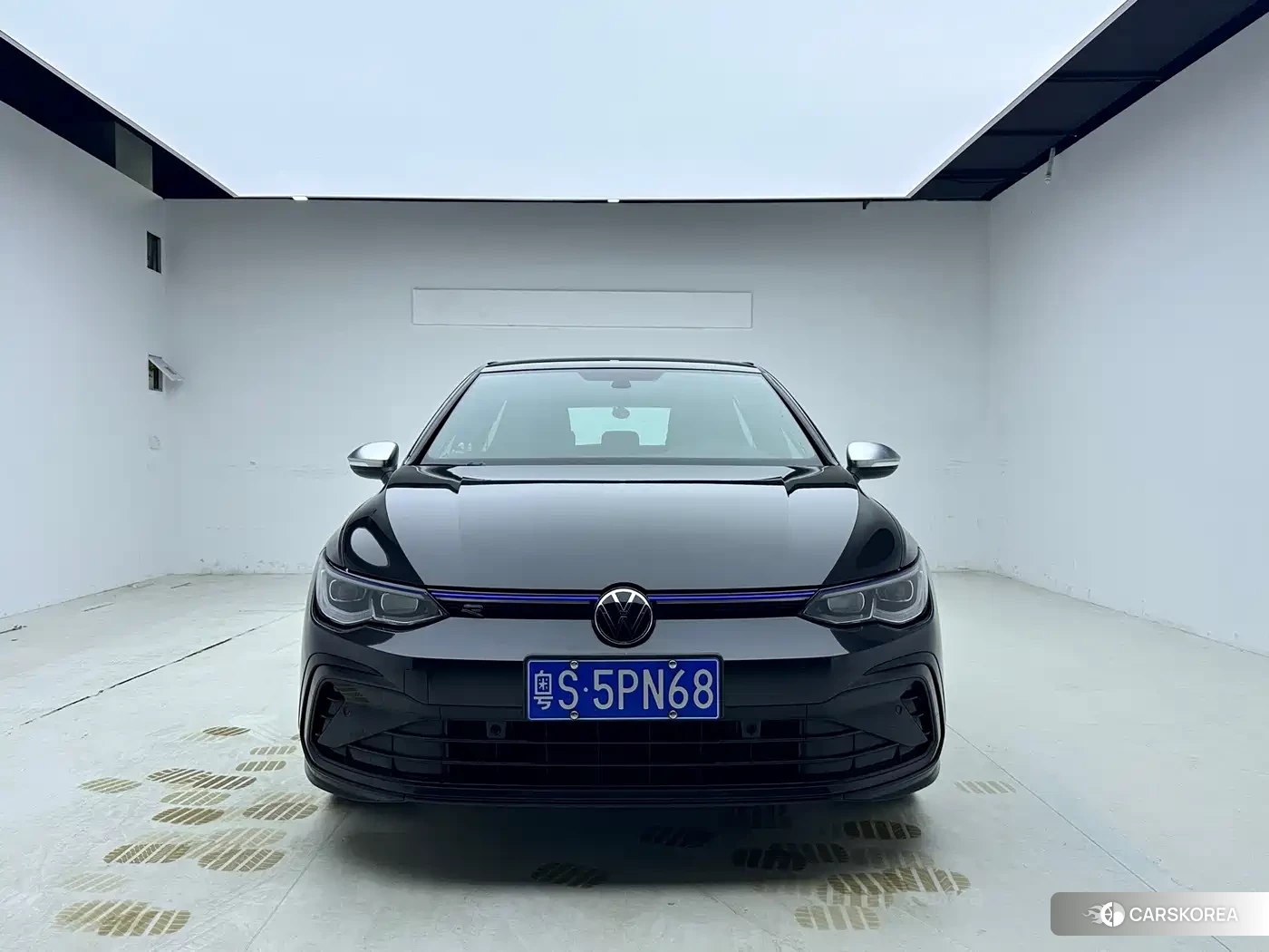 Volkswagen Golf 2023 Черный из Китая