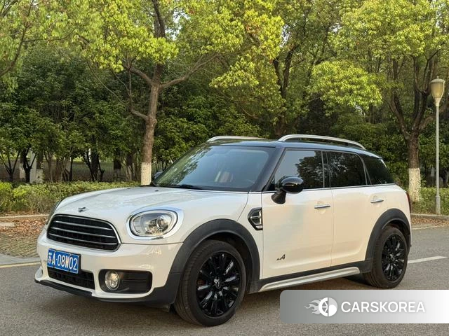 MINI COUNTRYMAN 2018 Белый из Китая