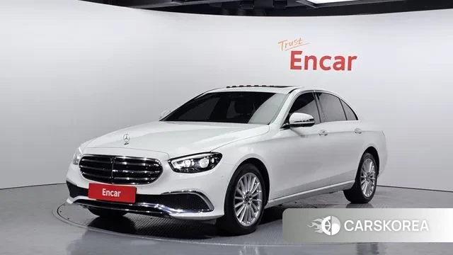 Mercedes-Benz E-Class W213 2021 Белый из Кореи