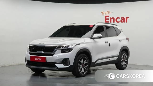 Kia Seltos 2022 Белый из Кореи
