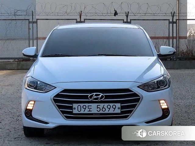 Hyundai Avante AD 2018 Белый из Кореи