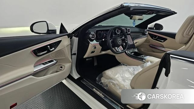Mercedes-Benz CLE-Class C236 2024 Белый из Кореи