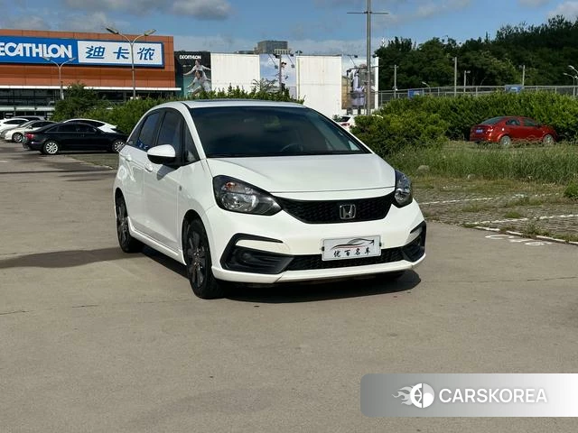 Honda Fit 2022 Белый из Китая