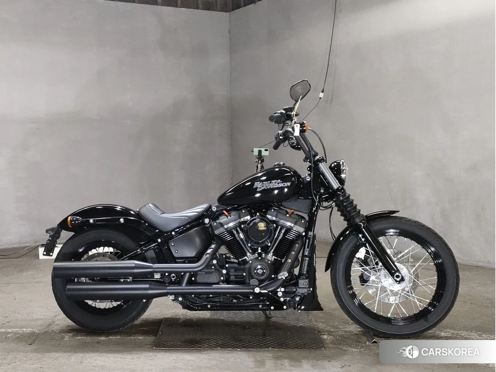 Проданный Harley-Davidson Softail Street Bob FXBB1750 2018 из Японии