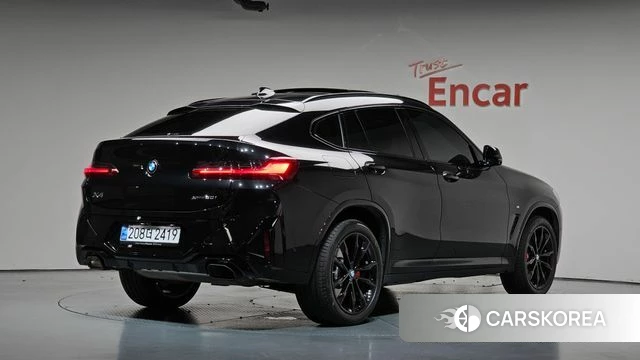 BMW X4 (G02) 2025 Черный из Кореи