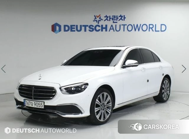 Mercedes-Benz E-Class W213 2023 Белый из Кореи