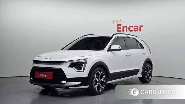 Kia Di Ol Nu Niro 2022 Белый из Кореи