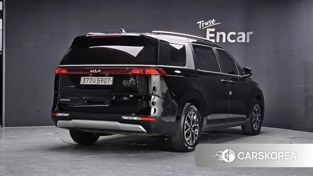 Kia Carnival 4th generation 2023 Черный из Кореи