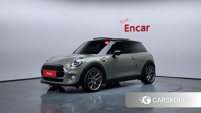 Mini Cooper 2018 Песочный из Кореи