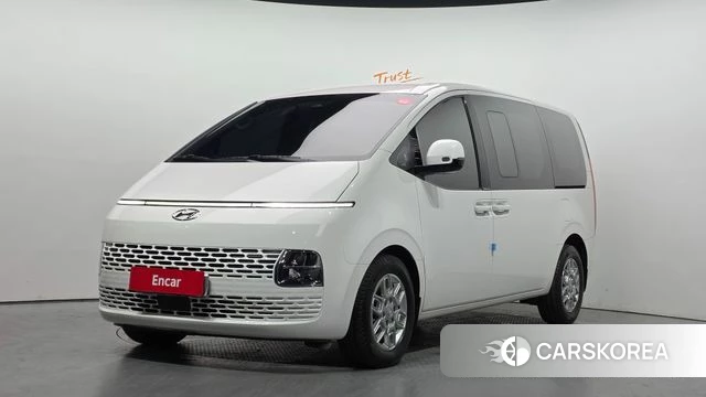 Hyundai Staria 2022 Белый из Кореи