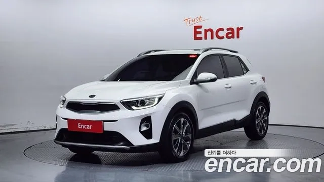 Kia Stonic 2020 Белый из Кореи