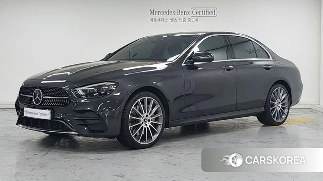 Mercedes-Benz E-Class W213 2022 Серый из Кореи