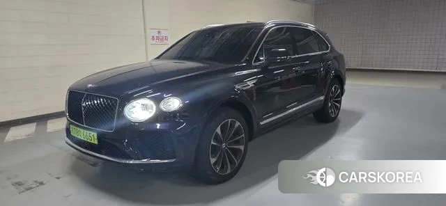 Bentley Bentayga 2024 Оранжевый из Кореи