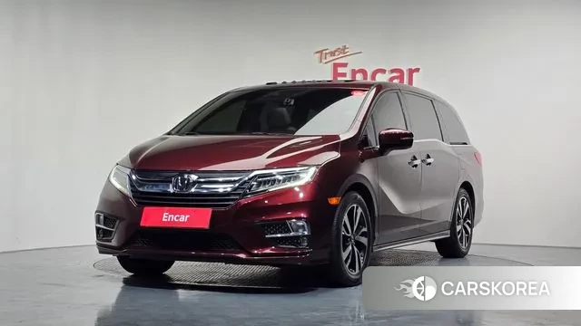 Honda Odyssey 2018 Красный из Кореи