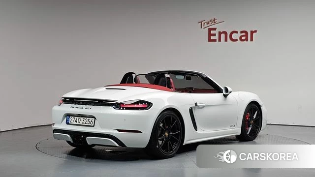 Porsche 718 Boxster 2019 Белый из Кореи