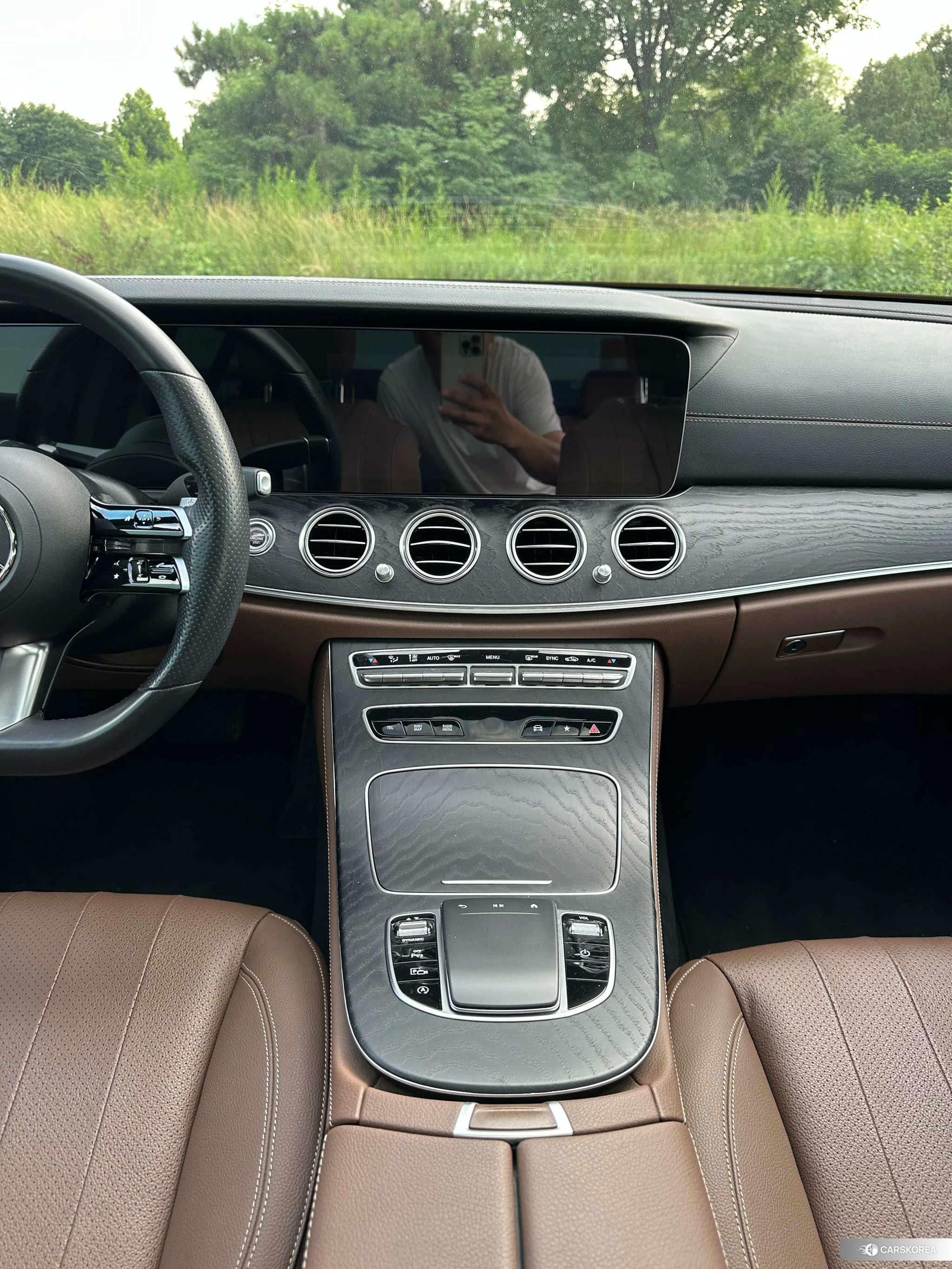 Mercedes-Benz E-Class 2021 Белый из Китая