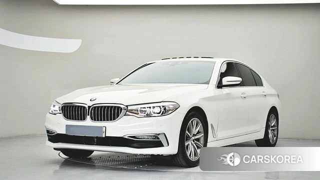 BMW 5 Series (G30) 2019 Белый из Кореи