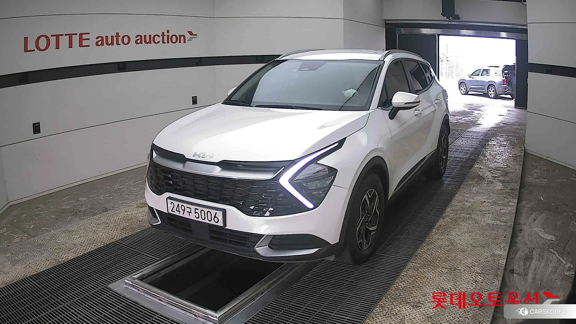 Kia Sportage 2023 Белый из Кореи