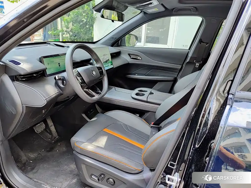 Chang'an Changan UNI-Z New Energy 2026 Черный из Китая