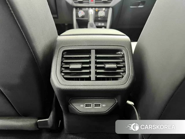 Volkswagen Bora 2023 Синий из Китая