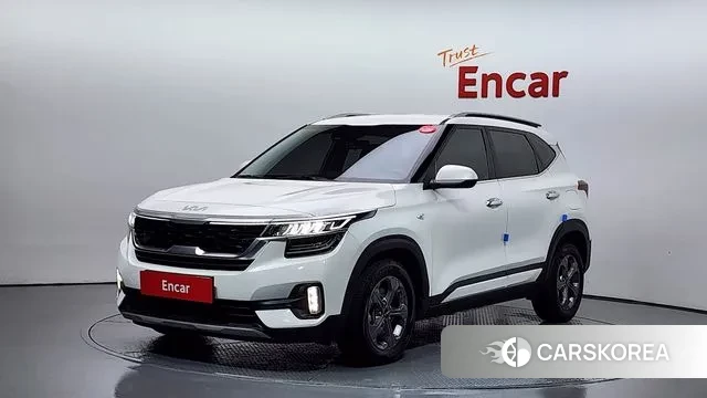 Kia Seltos 2022 Белый из Кореи