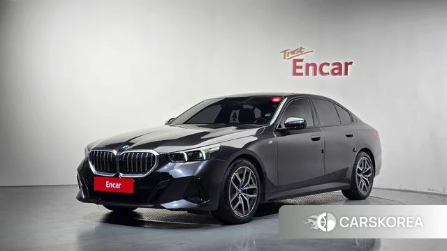 BMW 5 Series (G60) 2023 Серый из Кореи