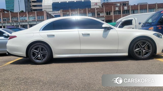 Mercedes-Benz S-Class W223 2022 Белый из Кореи