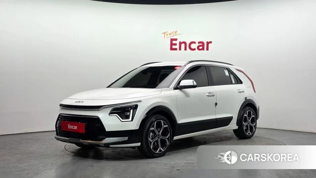 Kia Di Ol Nu Niro 2025 Белый из Кореи