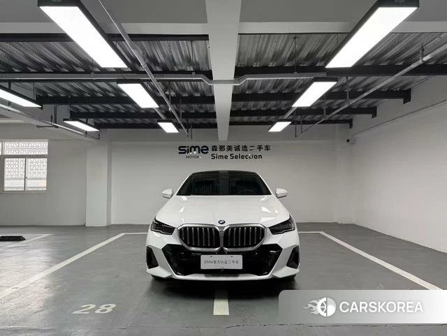 BMW 5 series 2026 Белый из Китая