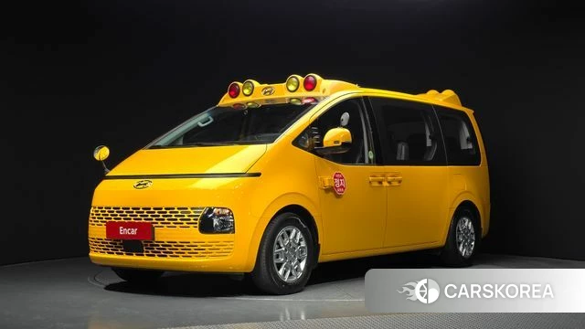 Hyundai Staria 2023 Желтый из Кореи