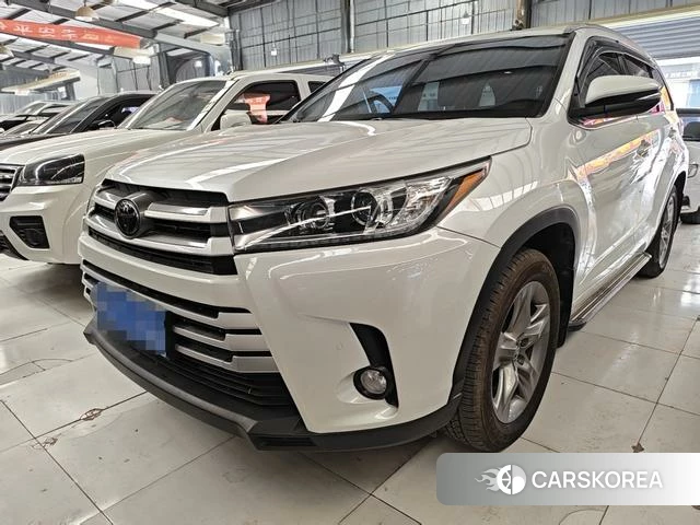 Toyota Highlander 2021 Белый из Китая
