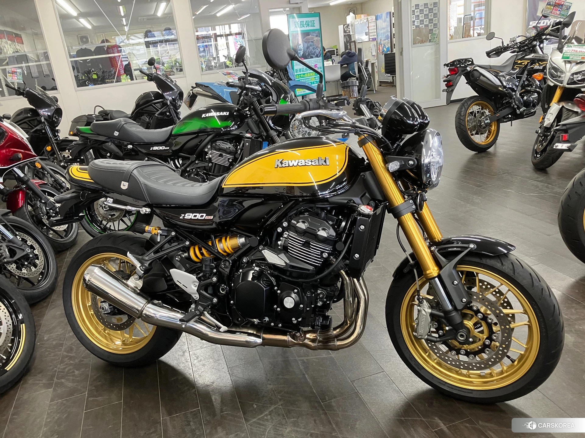 Kawasaki Z900RS SE 2023 из Японии