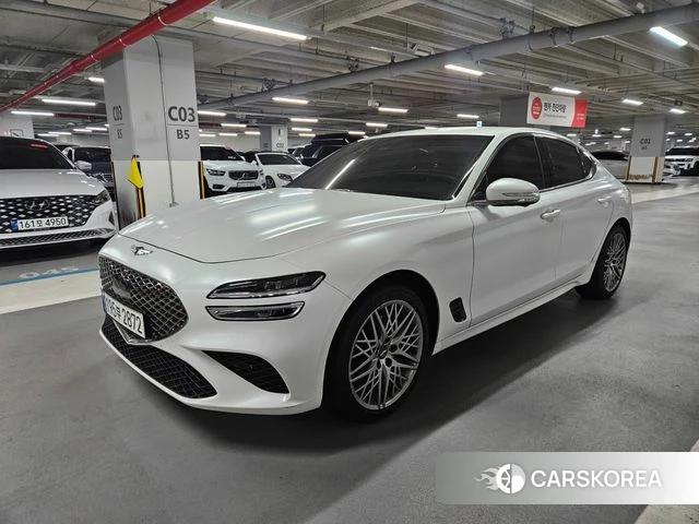 Genesis The New G70 2023 Белый из Кореи