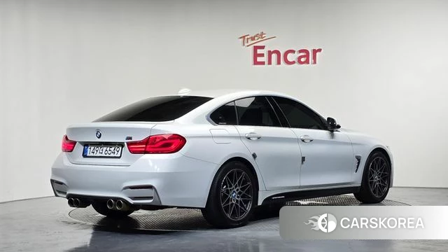 BMW 4 Series (F32) 2018 Белый из Кореи