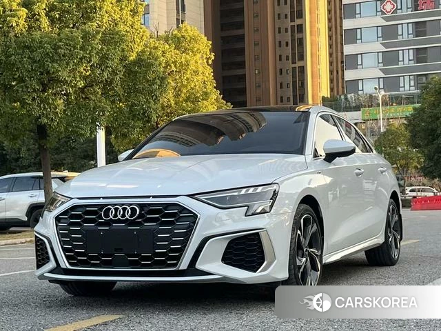 Audi A3 2023 Белый из Китая