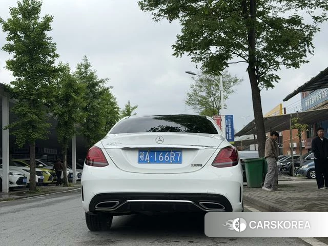 Mercedes-Benz Class C 2021 Белый из Китая