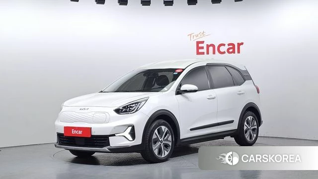 Kia Niro Plus 2022 Белый из Кореи
