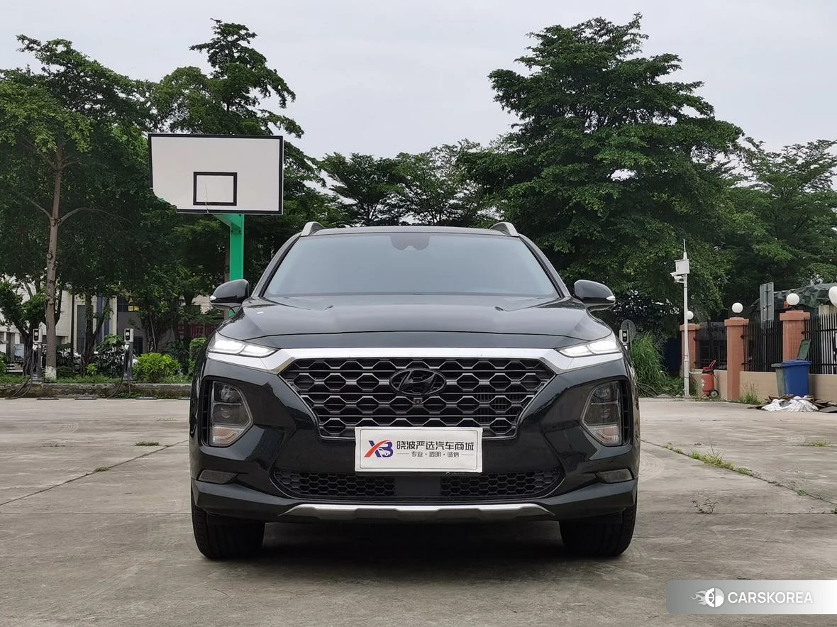 Hyundai Santa Fe 2020 Черный из Китая