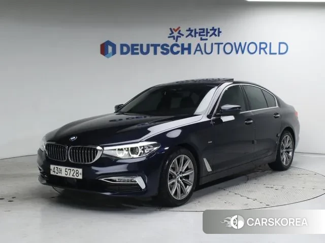 BMW 5 Series (G30) 2018 Синий из Кореи