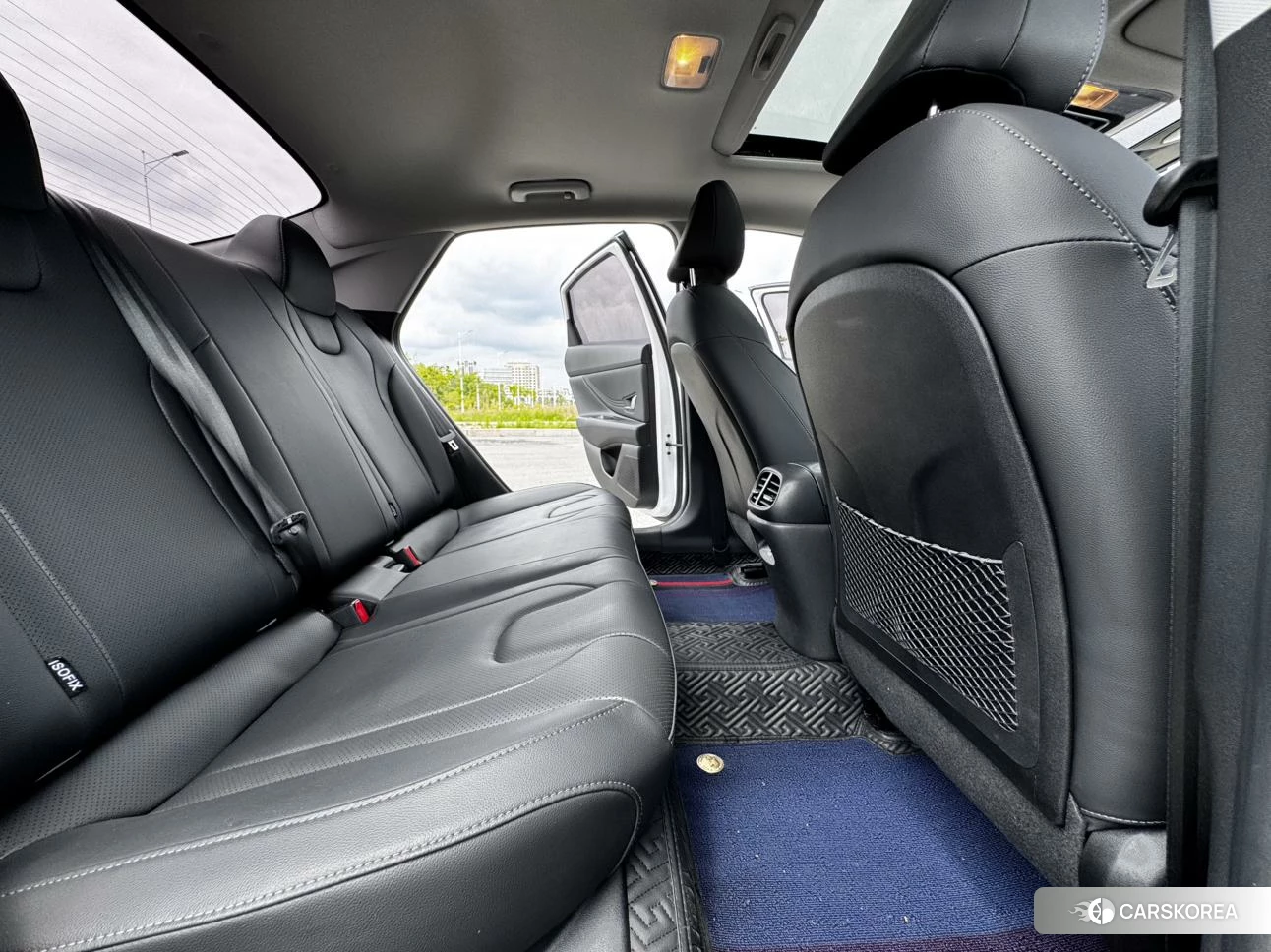 Hyundai Elantra 2022 Белый из Китая