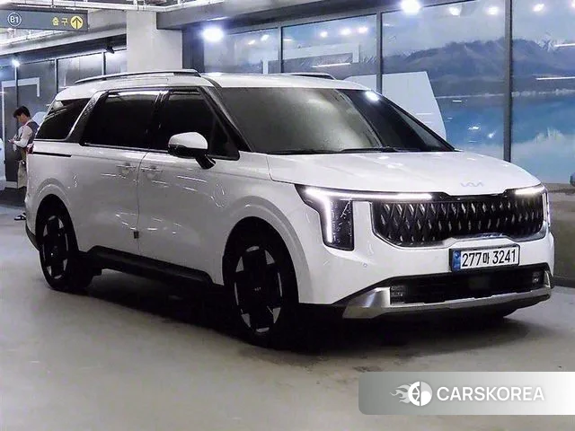 Kia The New Carnival 4th Generation 2024 Белый из Кореи