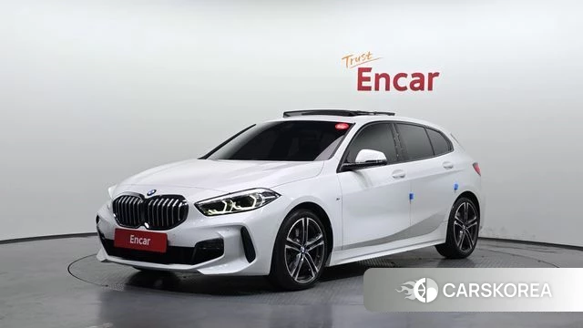 BMW 1 Series (F40) 2022 Белый из Кореи